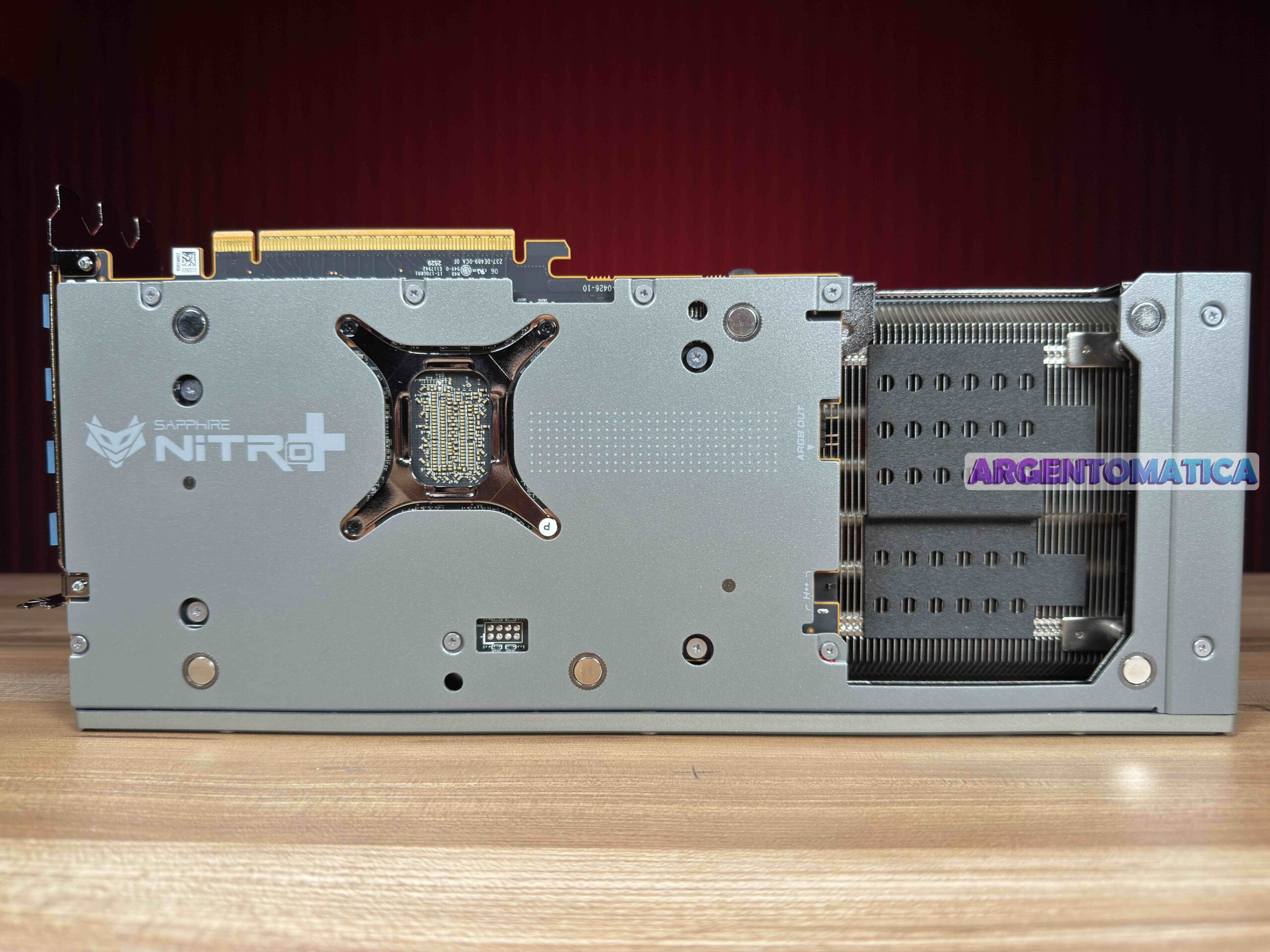review-sapphire-nitro-amd-radeon-rx-9070-xt-belleza-o-bestia-2-1775420634348-scaled.jpg
