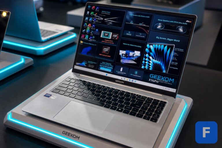 GEEKOM GeekBook X16 Pro laptop with AMD Ryzen AI 9 HX 470 APU.