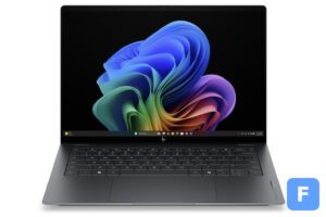 A sleek HP OmniBook Ultra 14 Core Ultra X9 laptop.